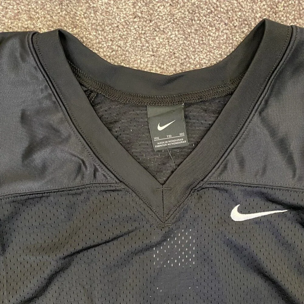 Nike Football Practice Jersey Black 908739 - 010 Boy’s Size XXL - 2XL - NWT $50